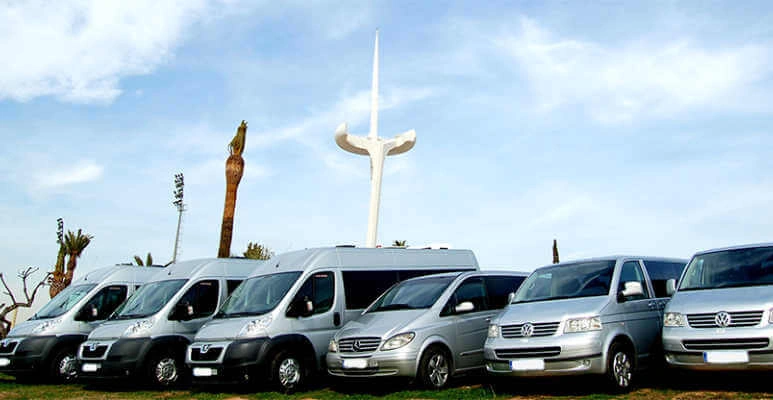 حجز ليموزين مطار +201125952594 RAW