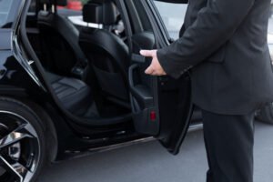 خدمة ليموزين مطار برج العرب